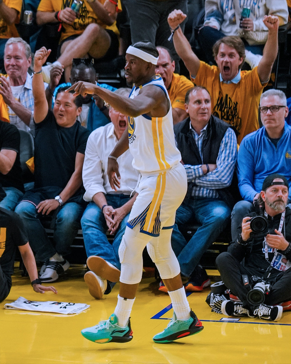 半岛体育移动版-巴特勒关键节点比分优势明显，塞尔维亚队带队取胜！-半岛体育移动版